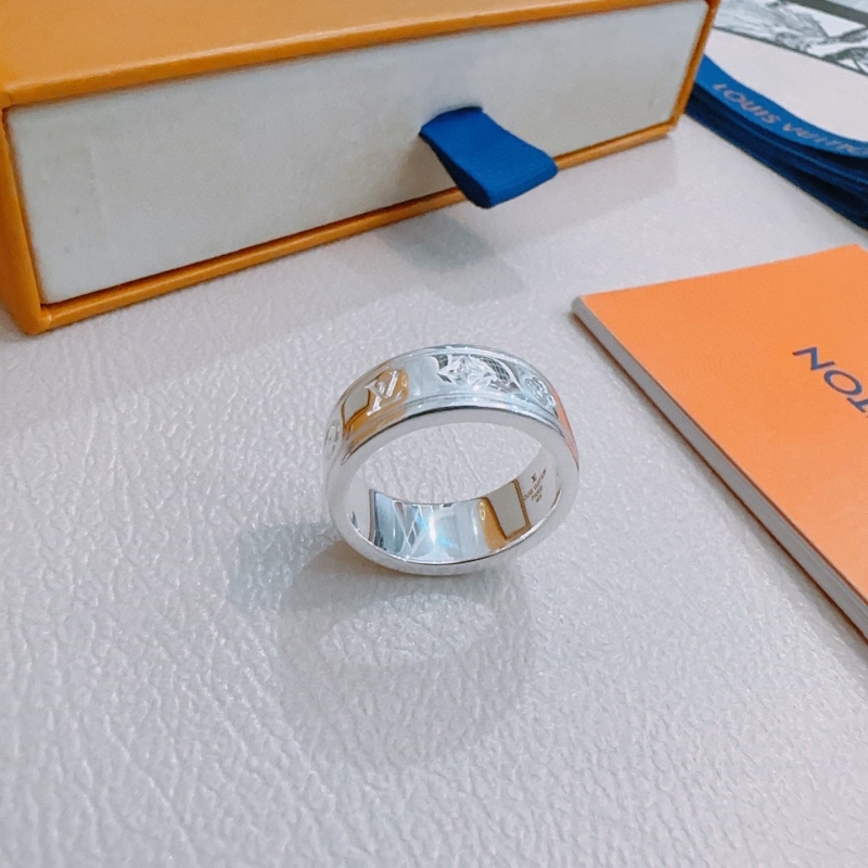 LV Rings